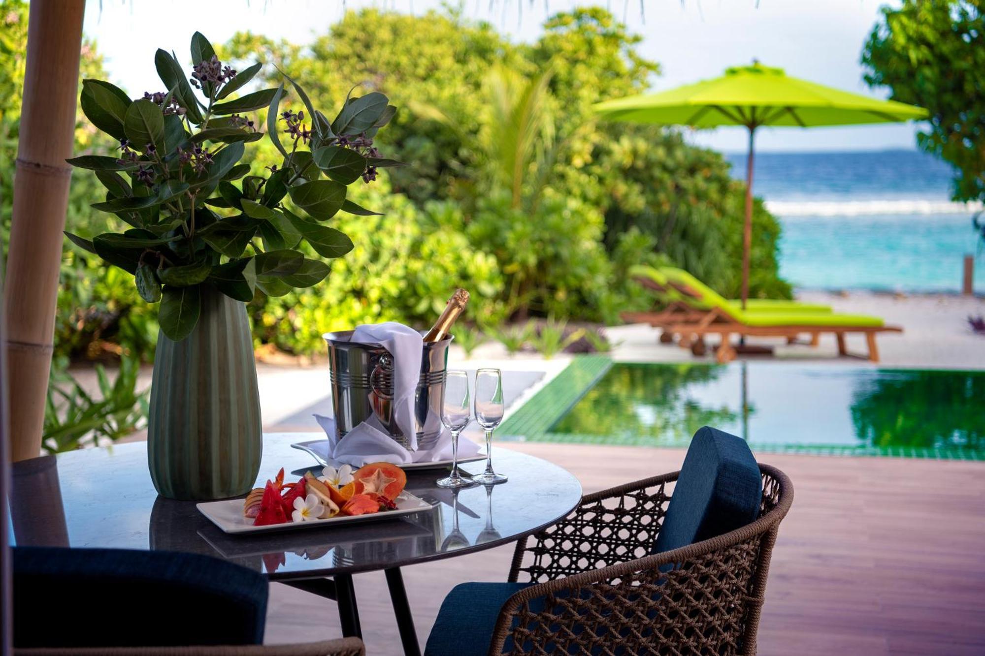 Meedhoo  Emerald Maldives Resort & Spa חדר תמונה